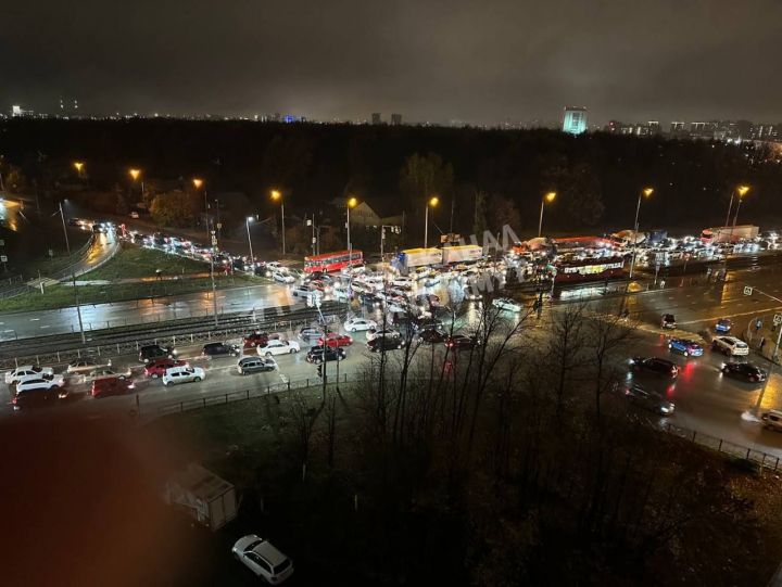 Движение в Казани парализовало из-за неработающих светофоров
