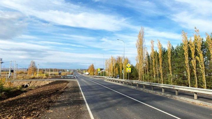 По нацпроекту отремонтировали дорогу Елабуга – Лекарево – Большие Армалы