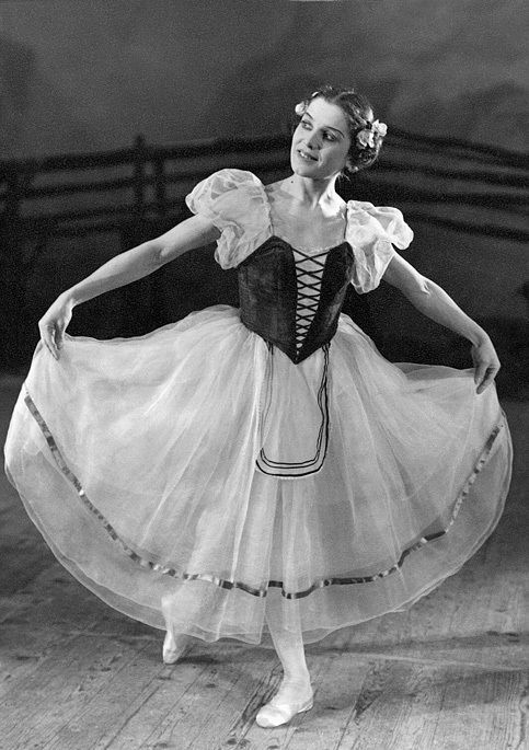 В Казани почтут память советской балерины РТ Нинель Юлтыевой