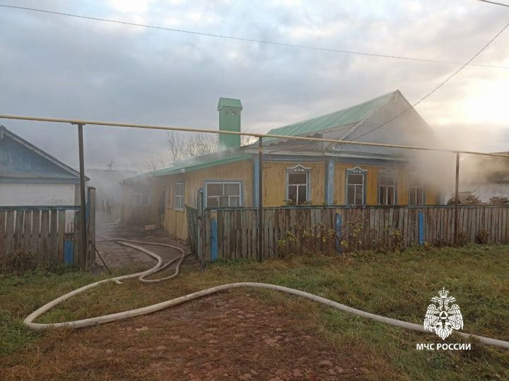 Сигарета стала причиной гибели мужчины на пожаре в Ютазинском районе