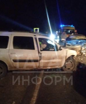 На трассе в Татарстане в массовом ДТП пострадали три человека