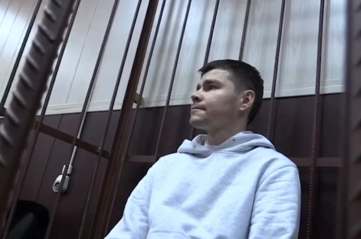 Задержанный за мошенничество блогер Аяз Шабутдинов рассказал о жизни в СИЗО