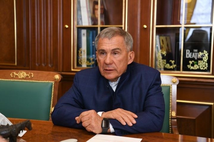 Минниханов выразил соболезнования в связи со смертью бывшего губернатора Кемеровской области