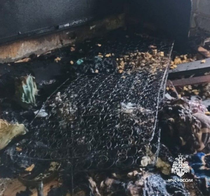 В Казани из-за непотушенной сигареты в квартире сгорел мужчина