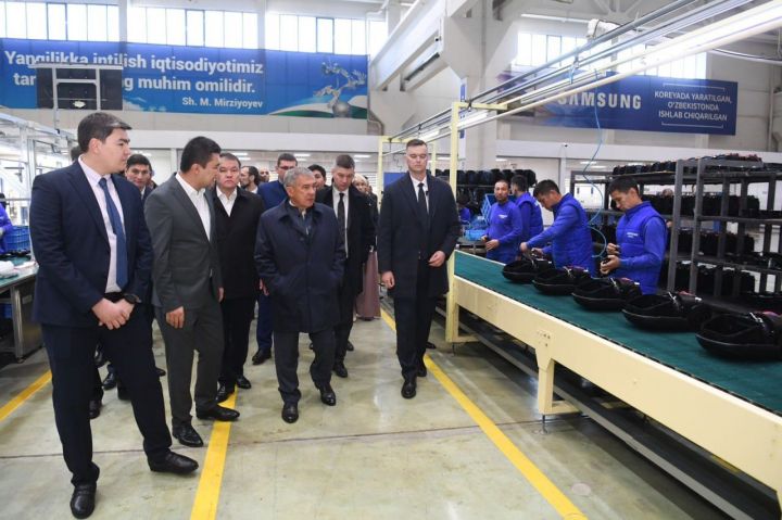 Минниханов посетил предприятие «Prime electric engineering» в Нукусе
