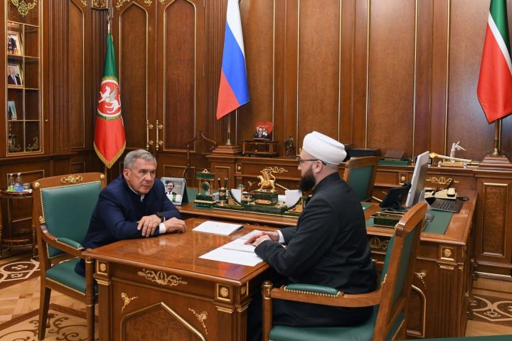 Рустам Минниханов и муфтий Татарстана обсудили планы на 2024 год