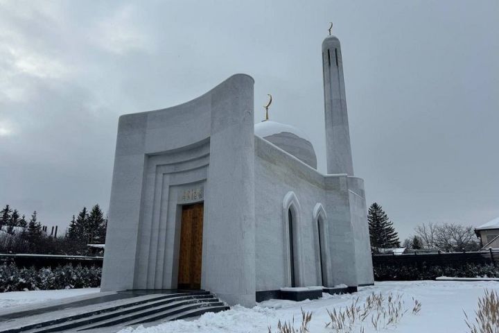Муфтий Татарстана посетил открытие мечети в Альметьевске