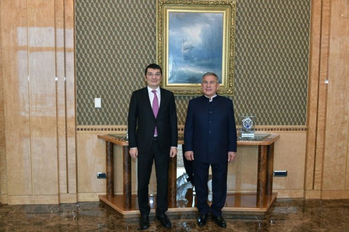 Минниханов обсудил рабочие вопросы с первым замглавы Минэкономики Азербайджана