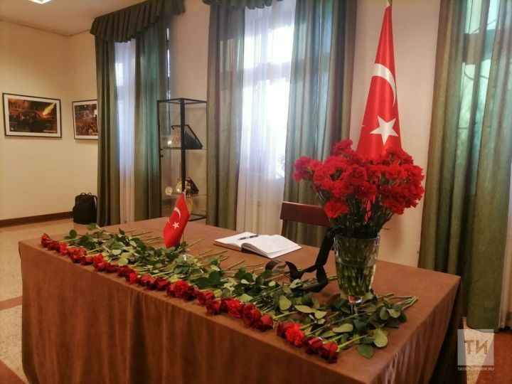 Минниханов поручил организовать сбор гумпомощи для пострадавших от землетрясения в Турции