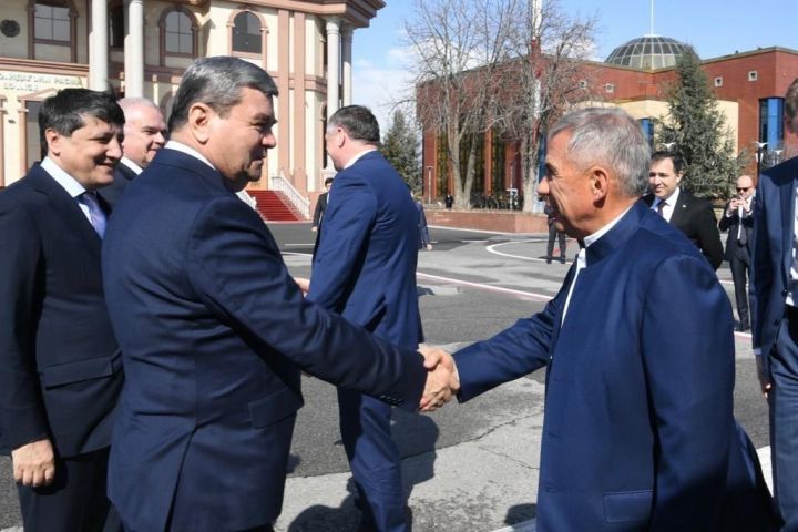 Рустам Минниханов прибыл с рабочим визитом в Таджикистан