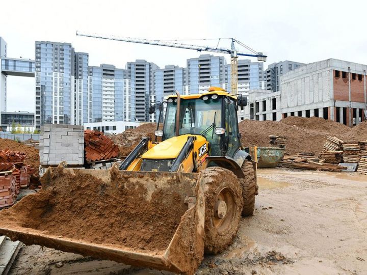 Власти Казани отчитали застройщиков за вынос грязи на городские дороги