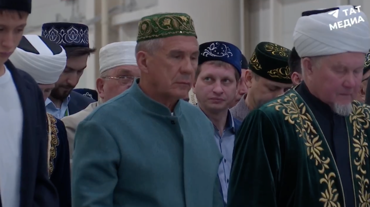 Рустам Минниханов побывает на ифтаре в «Шатре Рамадана» в Москве