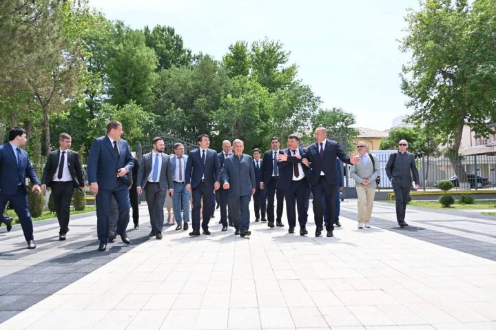 Минниханов посетил новый Центр медобразования, который открылся в филиале КФУ в Узбекистане