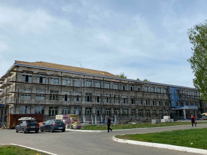300 млн рублей выделили на капремонт школы №1 в Пестрецах