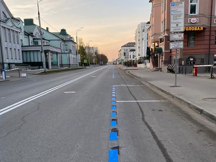 Платные парковки в Казани обозначат синей разметкой