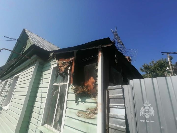 В Зеленодольском районе пожилой мужчина пострадал во время пожара