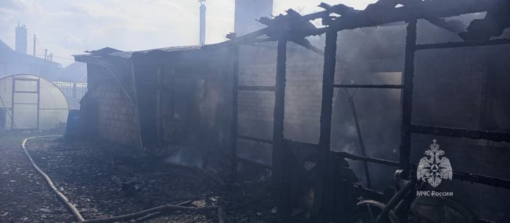 Пожилой мужчина погиб в результате пожара в Альметьевском районе