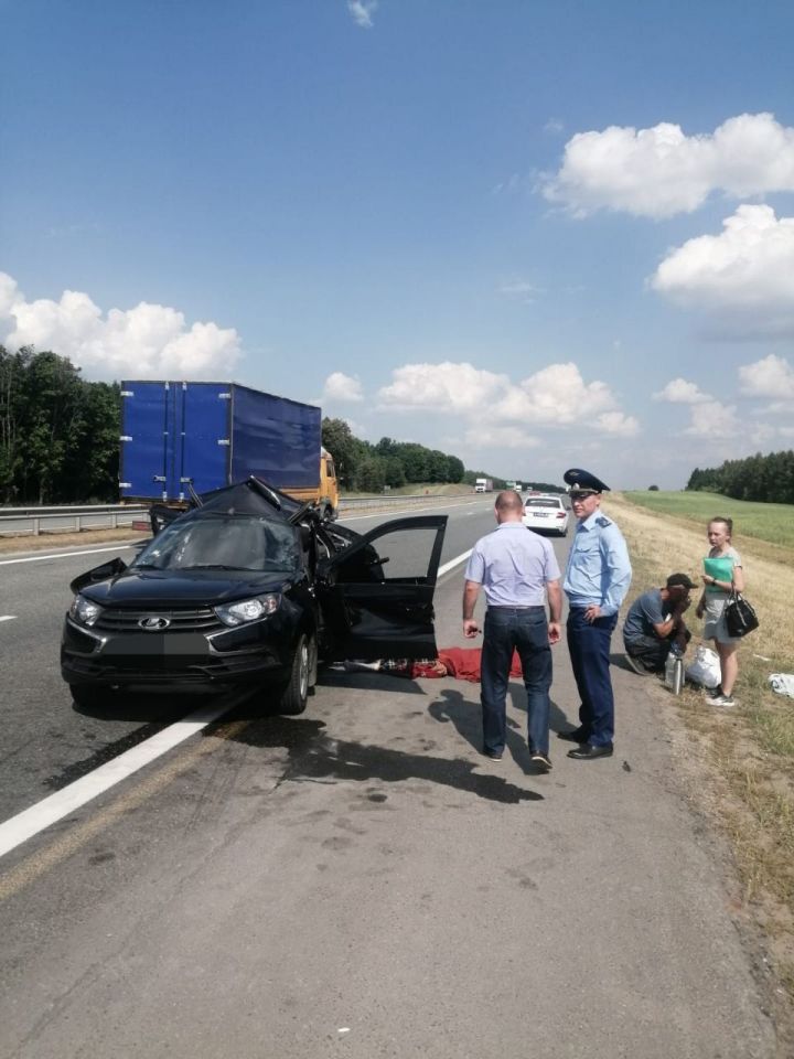 В Татарстане на трассе М-7 в аварии погиб ребенок