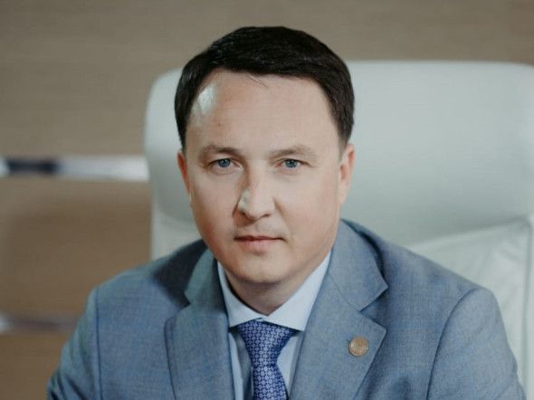 Министр строительства РТ поздравил татарстанцев с Днем строителя