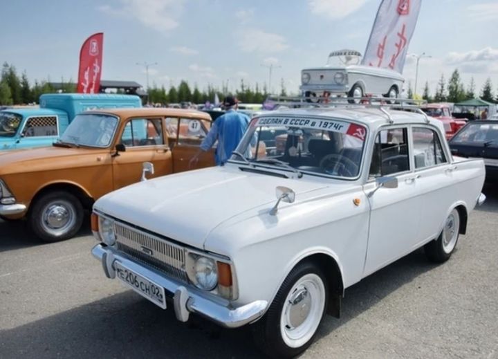 360 уникальных машин участвуют в фестивале исторической техники в Татарстане
