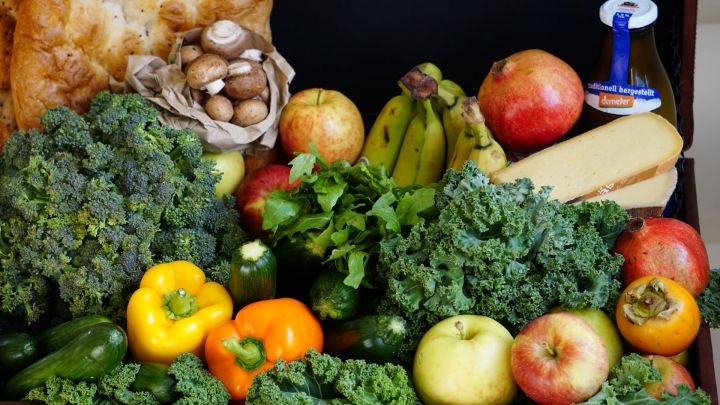 В Госдуме предложили запретить продажу фруктов и овощей, обработанных воском