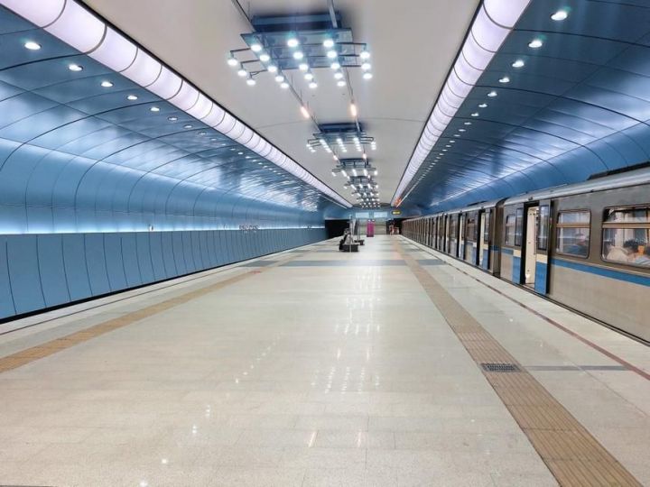 В Казани на станции метро «Авиастроительная» улучшили освещение