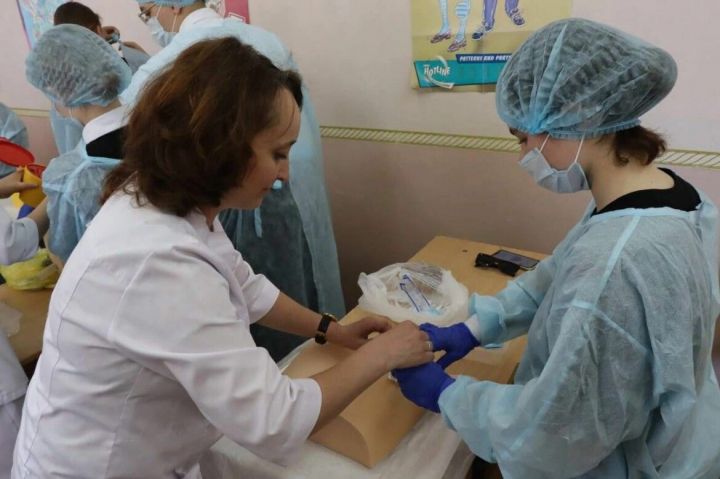 Три казанские школы медицинскими классами вошли в число 25 лучших школ России