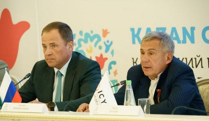 Полномочный представитель президента России в ПФО поздравил татарстанцев с Днем республики