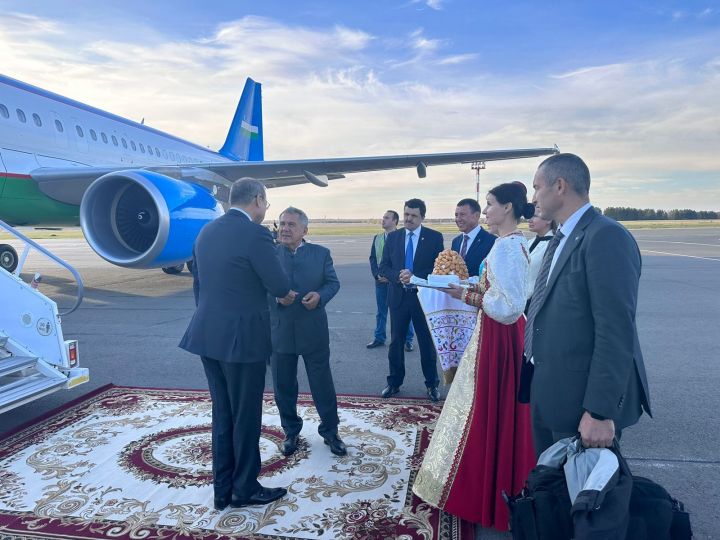 Премьер-министр Узбекистана посетил ОЭЗ «Алабуга»