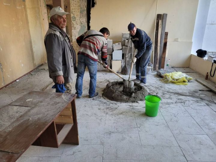 Минниханов объявил о начале ремонта в здании будущего МФЦ в Рубежном