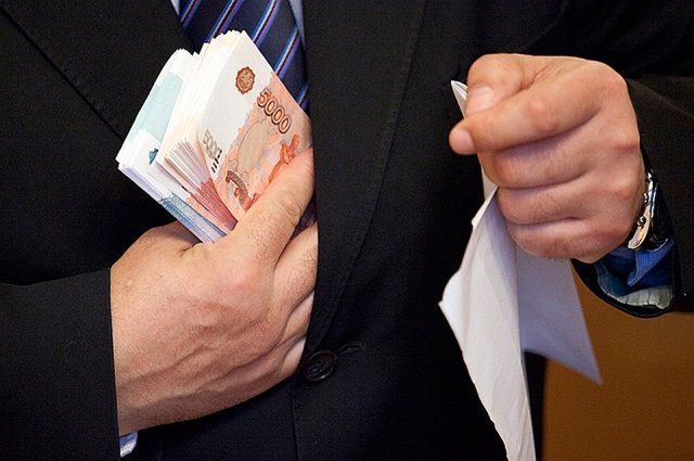 Экс-начальника ОГИБДД по Бавлинскому району осудили за взятку