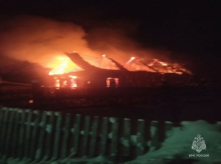 Мужчина погиб при пожаре в частном доме в Зеленодольском районе РТ