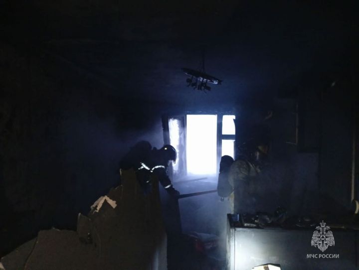 Телевизор стал причиной пожара в доме на проспекте Победы в Казани