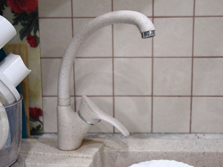В нескольких домах Нижнекамска отключили горячую воду из-за ремонтных работ