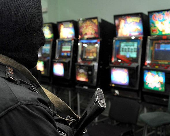 Жителя Казани обвиняют в организации незаконных азартных игр