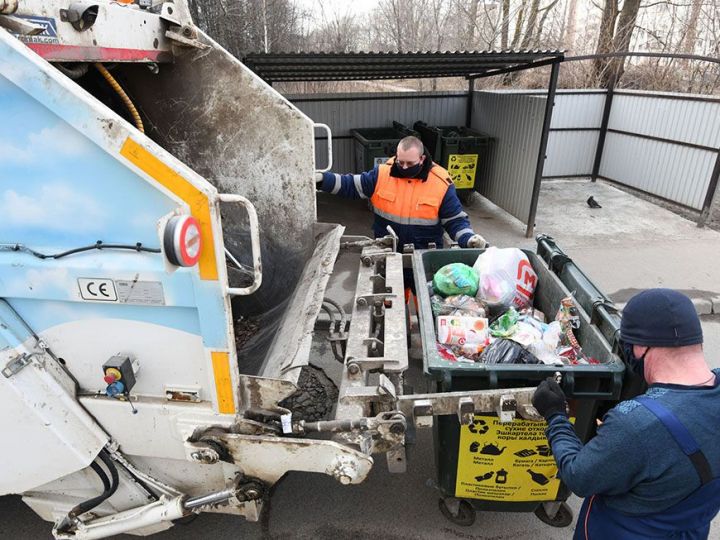 В Казани обработали 90% заявок на вывоз мусора с проблемных участков