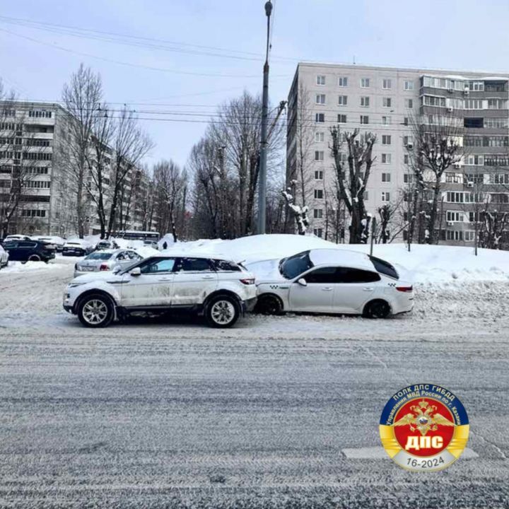 За день в Казани произошло более 340 ДТП