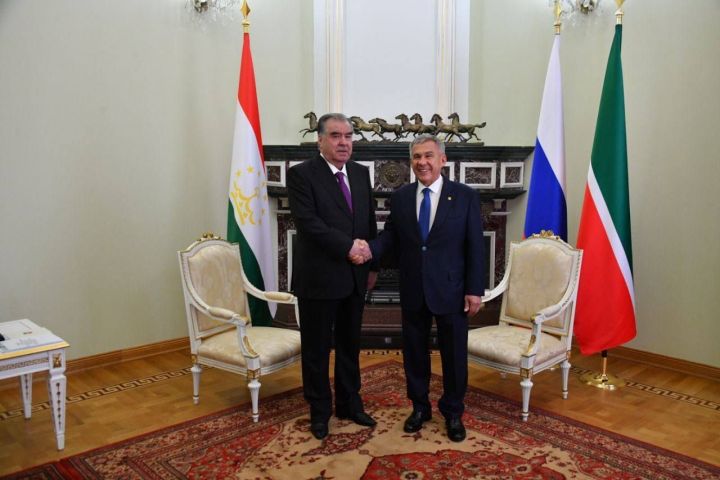 Минниханов обсудил с Рахмоном укрепление российско-таджикских отношений в Казани