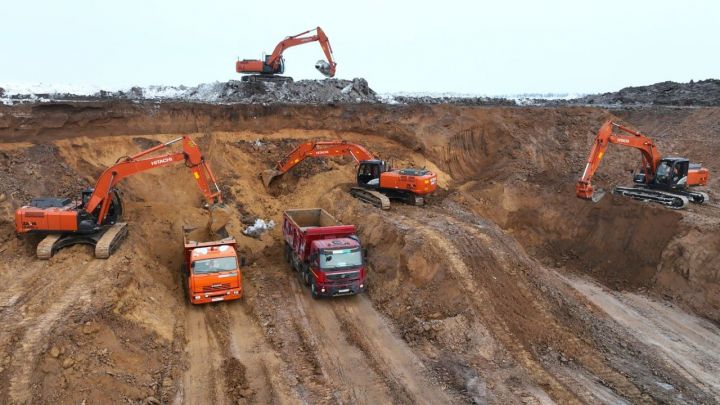На участке реконструкции Казань – Оренбург началось строительство путепровода