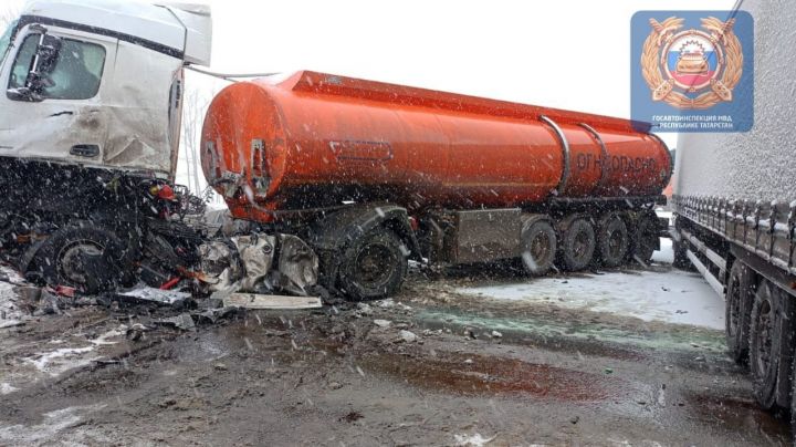На 1142 км автодороги М7 «Волга» произошла смертельная авария