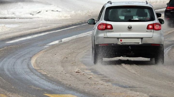 В Татарстане из-за сильного снегопада введено ограничение скорости на трассе М-12