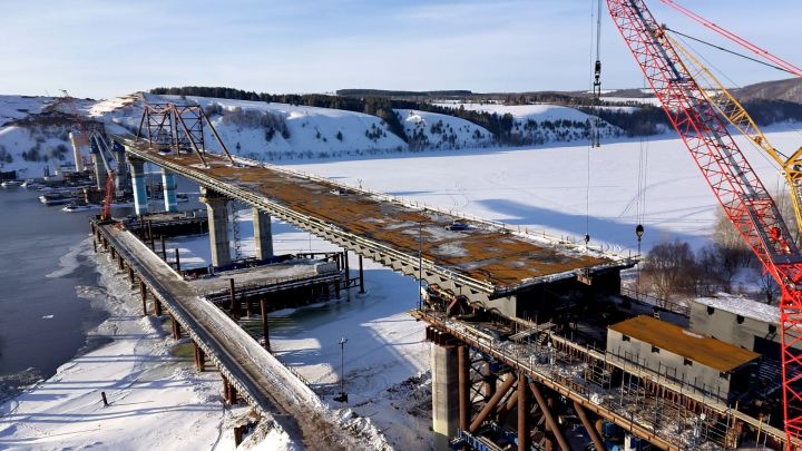 Техническая готовность моста через Каму на обходе Нижнекамска и Челнов достигла 50%