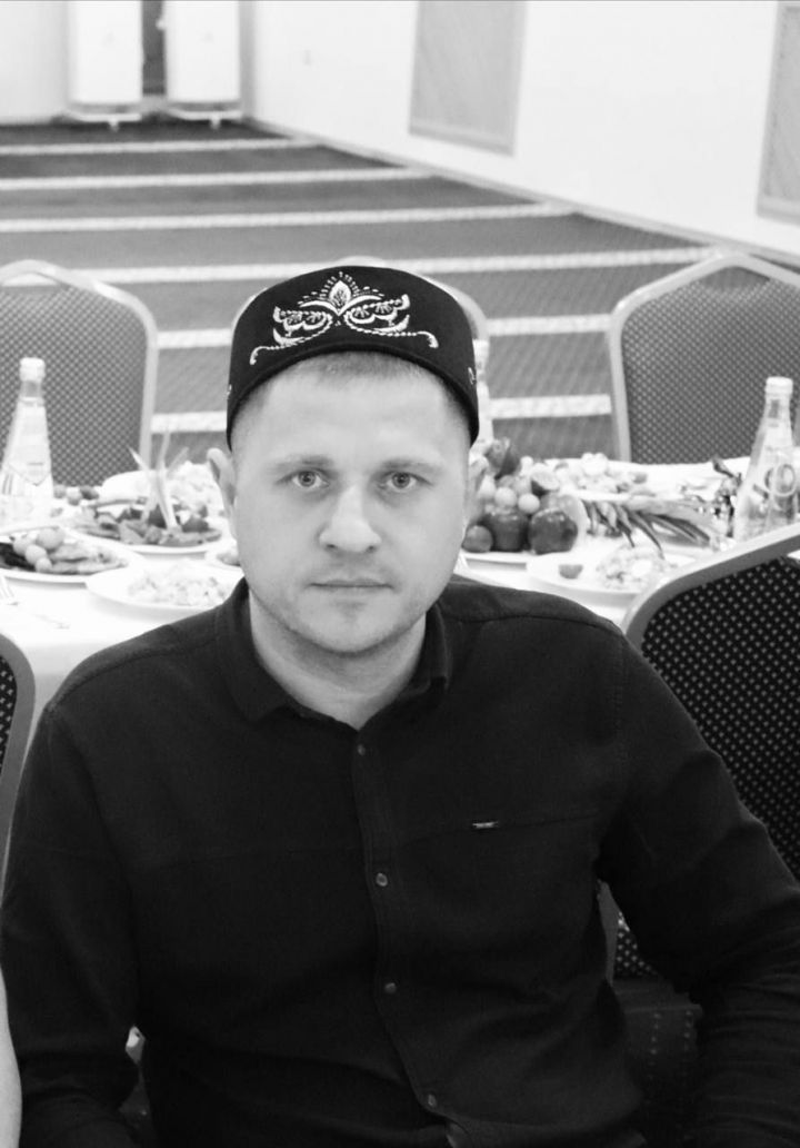 В смертельном ДТП в Зеленодольске погиб помощник главы Зеленодольского района Дамир Низамов
