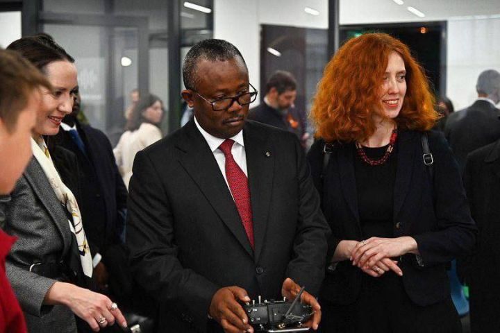 Президенту Гвинеи-Бисау провели экскурсия в ИТ-парке Казани