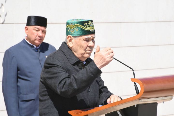 Минтимер Шаймиев оценил единство татар на «Изге Болгар жыены» как большую победу