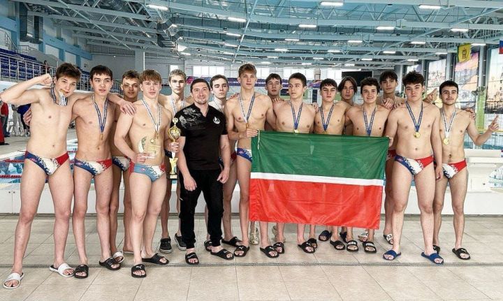Татарстан выиграл юношеское первенство по водному поло