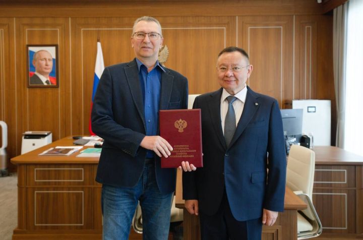 Директор телеканала «Татарстан-24» награжден за вклад в освещение строительных проектов РФ