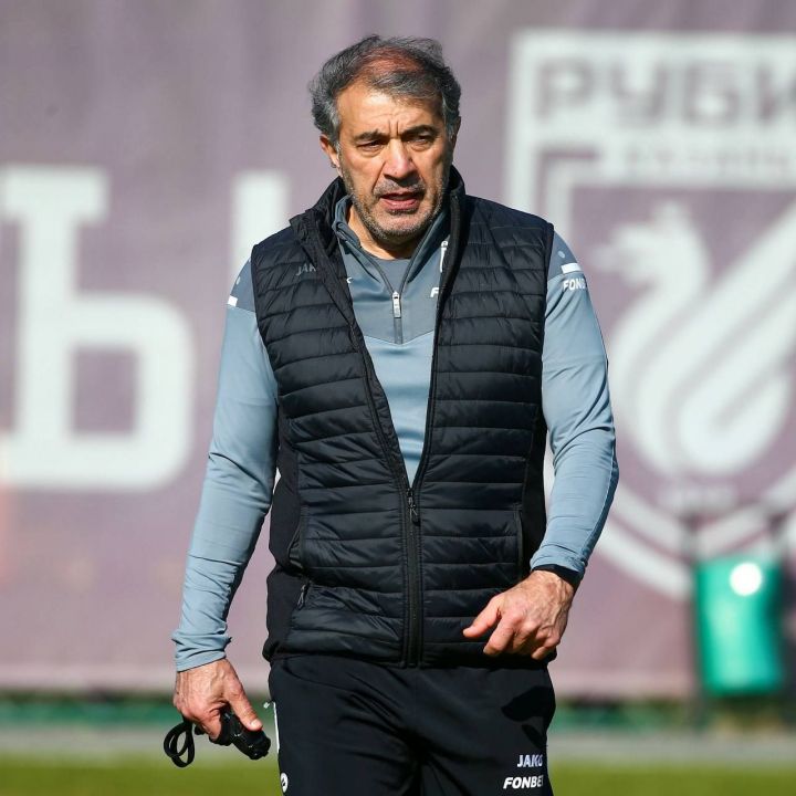 «Рубин» продлил контракт с Рахимовым.