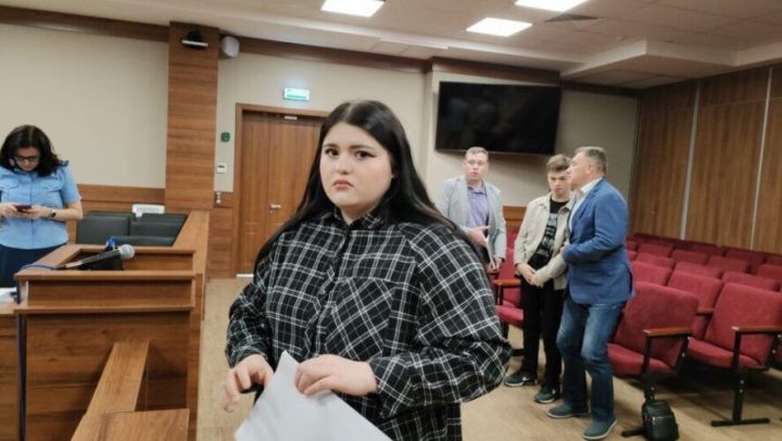 Студент КФУ обвиняет подругу в мошенничестве на миллион рублей