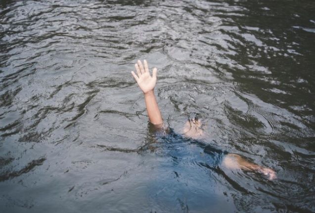 В Казани спасли мужчину от утопления в озере Комсомольское